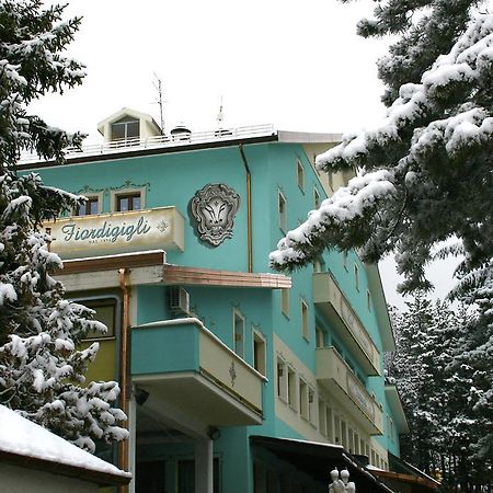 Hotel Fiordigigli LʼAquila Extérieur photo